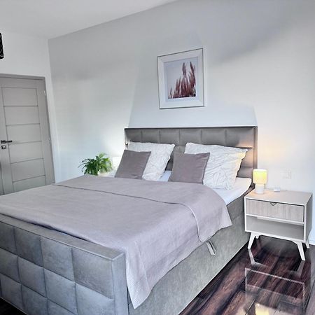 Apartments Sered Sered' 외부 사진